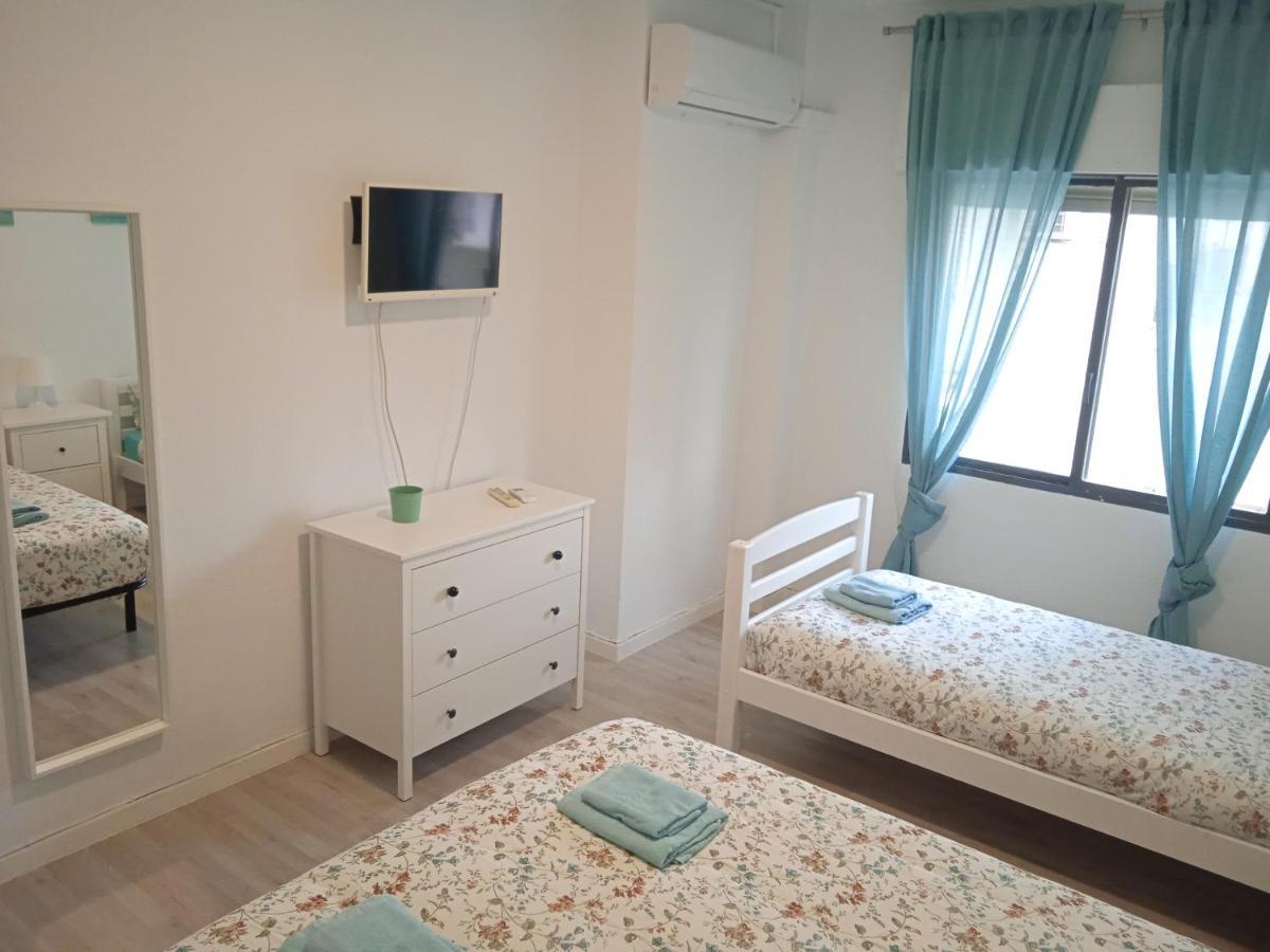 Apartamento Con Encanto 'Larios Luxy' Apartment Malaga Exterior photo