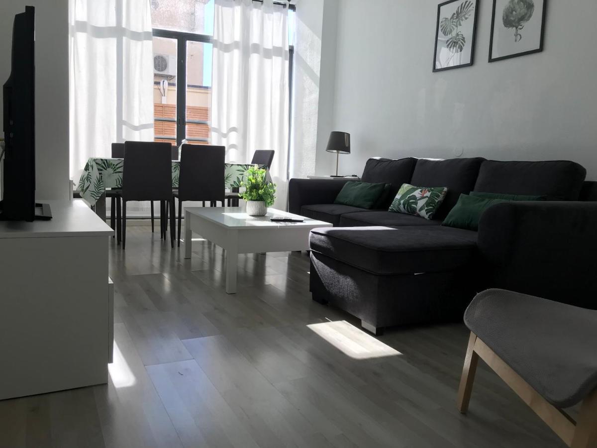 Apartamento Con Encanto 'Larios Luxy' Apartment Malaga Exterior photo